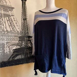 Lilly Pulitzer light weight Sweater